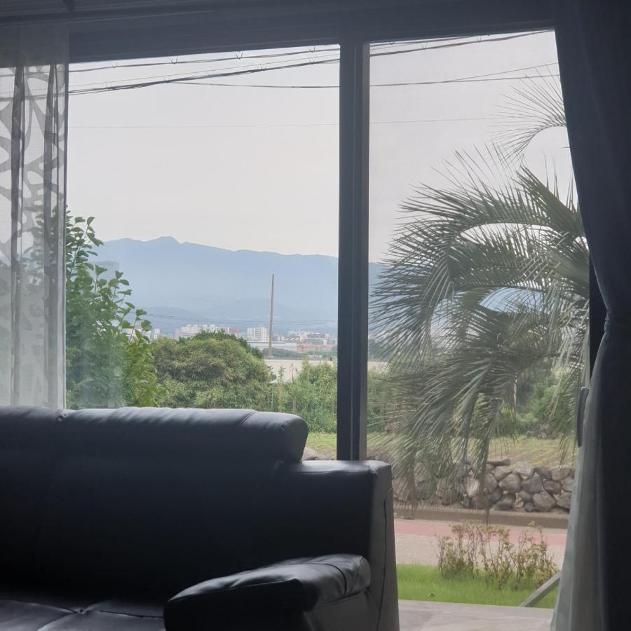 Oh Happy Day Jeju Villa Exterior photo
